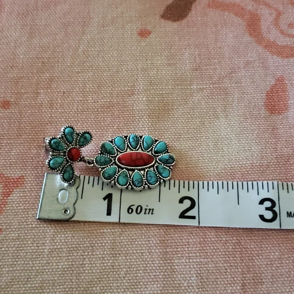 Turquoise Earrings. Western Country Cowgirl Cowboy Horse Rodeo Festival Flower - Picture 9 of 11